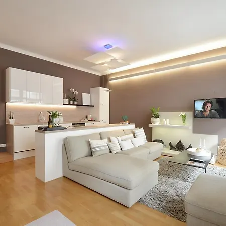 Asante Apartment *
